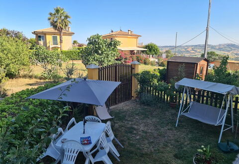 Il Colle Sul Mare Holiday Home: Cielo, Pianta, Proprietà, Costruzione, Albero, Shade, Mobili Da Esterno, Biome, Urban Design, Erba