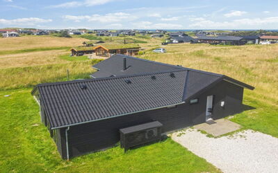 Månviva - 500M from the Sea