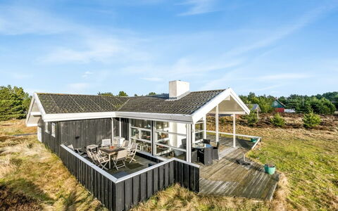 Josef - 950M from the Sea: Tetto, Casa, Casa, Villetta, Porta, Raccordo, Deck, Portico, Plank, Latifoglie