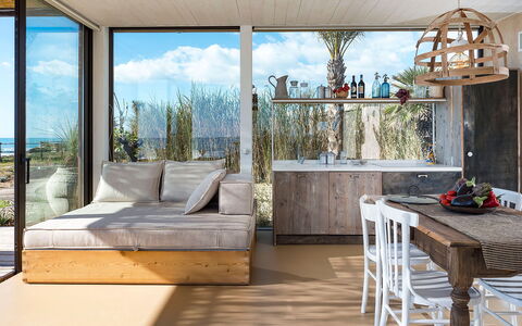 Casa Ninfa - Ispica, Sicilia: Proprietà, Nube, Mobilia, Costruzione, Legna, Tavolo, Interior Design, Shade, Comfort, Pavimento
