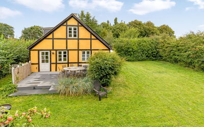 Hughlek - 1.5Km from the Sea