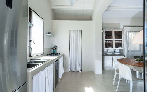Isolina Verde - Scicli, Sicilia: Mobilia, Cabinetry, Controsoffitto, Lavello, Cucina, Tavolo, Interior Design, Architettura, Legna