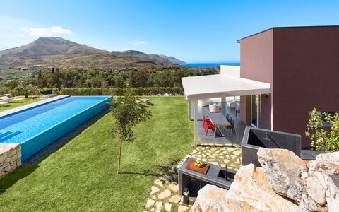 Villa Cinema - Castellammare Del Golfo, Sicilia: Cielo, Proprietà, Comunita 'Impianto, Costruzione, Pianta, Azzurro, Casa, Lotto, Vegetazione, Shade