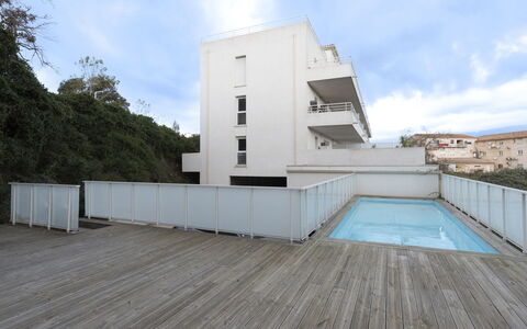 La Boétie A04: Cielo, Pianta, Costruzione, Finestra, Albero, Piscina, Casa, Zona Residenziale, Tempo Libero, Urban Design