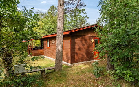 Friis - 100M from the Sea: Albero, Legna, Villetta, Casa, Area Rurale, Edifici Giardino, Log Cabin, Giardino, Capannone, Backyard