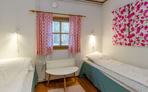 Kulta-Käkönen 17 by Bomba: Letto, Mobilia, Camera Da Letto, Interior Design, Bedding, Lenzuolo, Pavimentazione, Legna, Pavimento, Camera