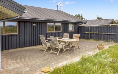 Gidske - 300M from the Sea