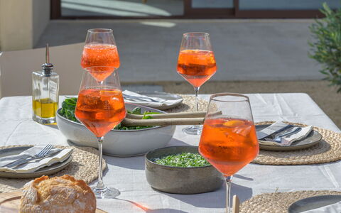 Pendolino Spereto Apartment With Pool, Montaione: Cibo, Tavolo, Pianta, Tavola, Mobilia, Arancia, Cucina, Dishware, Sedia, Ingrediente