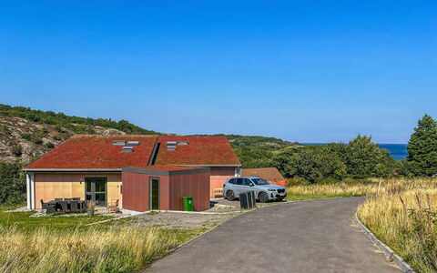Sasser - 450M from the Sea: Tetto, Casa, Lotto, Casa, Villetta, Estate, Edifici Giardino, Shade, Log Cabin, Landscaping