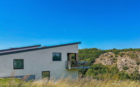 Sasser - 450M from the Sea: Tetto, Casa, Lotto, Casa, Villetta, Estate, Edifici Giardino, Shade, Log Cabin, Landscaping