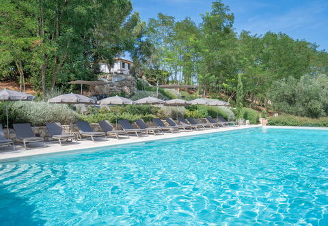 Nocellara Spereto Apartment With Pool, Montaione: Piscina, Mobili Da Esterno, Ricorrere, Eco Hotel, Lettino, Landscaping, Resort Citta ', Terme, Ombrello, Hacienda