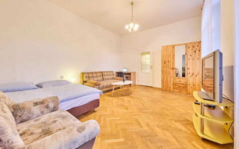 Janské Lázně 20: Mobilia, Proprietà, Costruzione, Comfort, Divano, Legna, Soggiorno, Pavimentazione, Interior Design, Tavolo