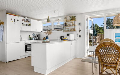 Zina - 600M from the Sea