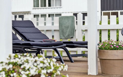 Sebiorn - 5M from the Sea: Piscina, Resort Citta '