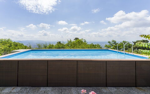 La Casa Di Elda, Holiday Home With Pool, Uzzano, T: Cielo, Acqua, Nube, Piscina, Rettangolo, Pianta, Mobili Da Esterno, Shade, Albero, Tempo Libero