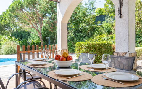 Dalia: Mobilia, Tavolo, Sedia, Cucina & Sala Da Pranzo Tavolo, Tavola, Tavolo Esterno, Mobili Da Esterno, Sala Da Pranzo, Ristorante, Shade