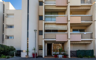 Le Lavandou 341: Pianta, Costruzione, Giorno, Proprietà, Finestra, Porta, Architettura, Urban Design, Quartiere