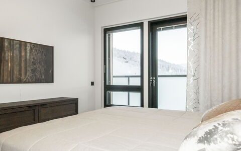 Villa Jääpolte: Mobilia, Interior Design, Parete, Pavimentazione, Legna, Pavimento, Camera Da Letto, Soffitto, Letto, Camera