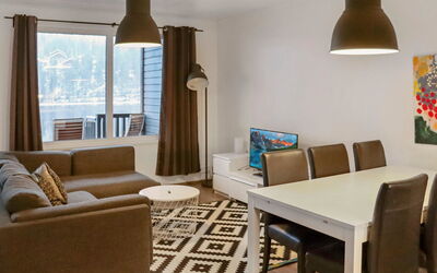 Lakevillas B4