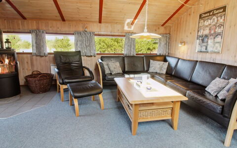 Elpida - 2Km from the Sea