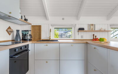 Santeri - 180M from the Sea