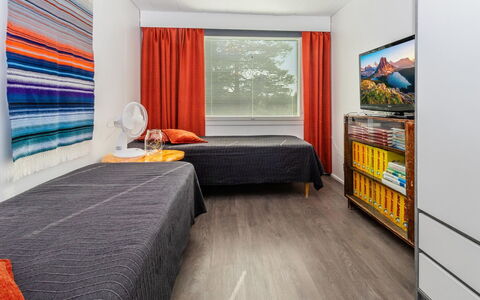 Vierastupa: Area Rurale, Hill Station, Villaggio, Catena Montuosa, Valle, Paesino Di Montagna, Alpi, Eco Hotel, Balcone, Hotel