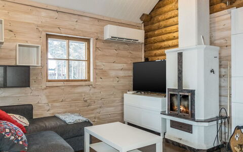 Puljunharju: Area Rurale, Hill Station, Villaggio, Catena Montuosa, Valle, Paesino Di Montagna, Alpi, Eco Hotel, Balcone, Hotel