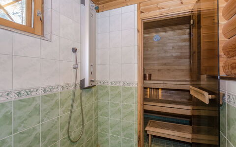 Villa Tunturitervakko: Mobilia, Interior Design, Pavimentazione, Pavimento, Tavolo, Soffitto, Cucina & Sala Da Pranzo Tavolo, Illuminazione, Sedia, Casa