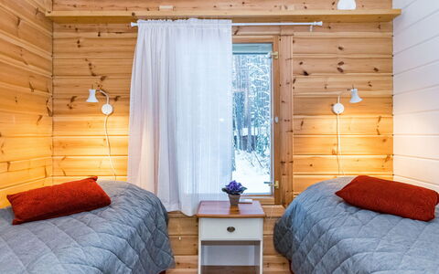 Purjeranta: Mobilia, Interior Design, Pavimentazione, Pavimento, Tavolo, Soffitto, Cucina & Sala Da Pranzo Tavolo, Illuminazione, Sedia, Casa