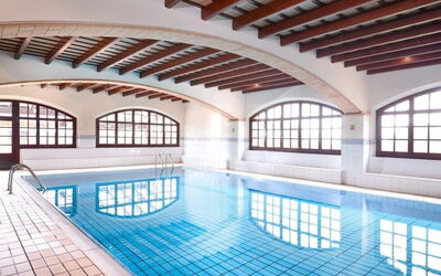 Hapimag 600.2: Acqua, Finestra, Piscina, Costruzione, Azzurro, Architettura, Linea, Tempo Libero, Immobiliare