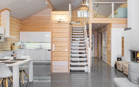Villa Lagerlöf: Mobilia, Interior Design, Pavimentazione, Pavimento, Tavolo, Soffitto, Cucina & Sala Da Pranzo Tavolo, Illuminazione, Sedia, Casa
