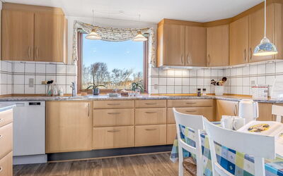 Sune - 800M from the Sea