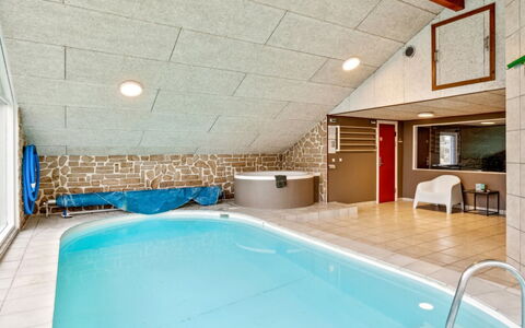Fidelia - 400M from the Sea: Soffitto, Pavimentazione, Interior Design, Pavimento, Materiale Composito, Mobilia, Ricorrere, Hotel, Design, Illuminazione Diurna