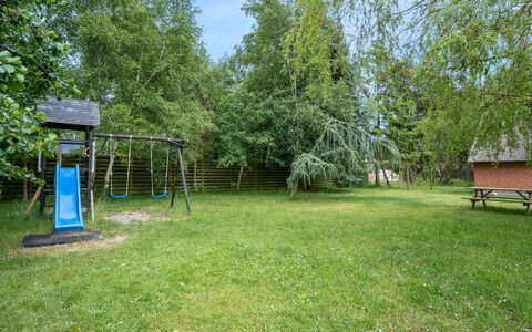 Rajka - 800M from the Sea: Legna, Tetto, Architettura, Casa, Casa, Villetta, Raccordo, Latifoglie, Pendenza, Estate
