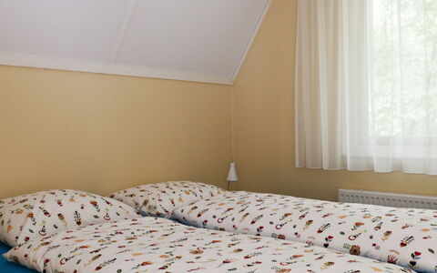Ruiten Aa Comfort: Mobilia, Proprietà, Costruzione, Finestra, Azzurro, Tessile, Interior Design, Comfort, Casa