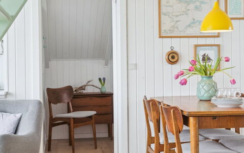 Ofrath - 5M from the Sea: Mobilia, Interior Design, Pavimentazione, Parete, Pavimento, Legna, Sala Da Pranzo, Tavolo, Cucina & Sala Da Pranzo Tavolo, Sedia