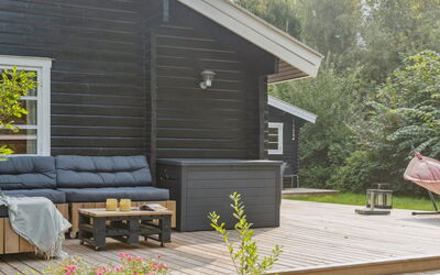 Tjark - 1.0Km from the Sea
