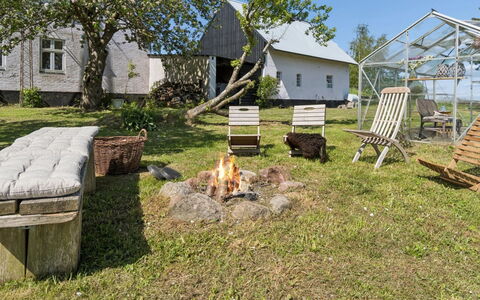 Antonina - 1.5Km from the Sea: Erba, Villetta, Lotto, Giardino, Area Rurale, Prato, Backyard, Agriturismo, Cortile, Shade