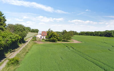 Antonina - 800M from the Sea