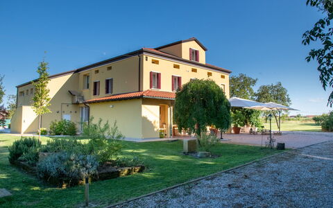 Oasi Casamaras, Brenta River, Wifi, Ac: Pianta, Cielo, Costruzione, Proprietà, Finestra, Albero, Casa, Lotto, Erba, Villetta
