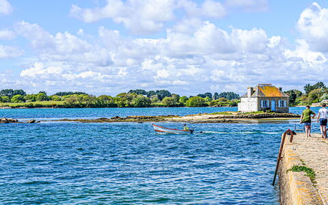 Maison Maison Ty Mad: Cielo, Acqua, Risorse Idriche, Corpo D'Acqua, Waterway, Alveo, Estate, Banca, Lago, Costiera E Morfologie Oceanic