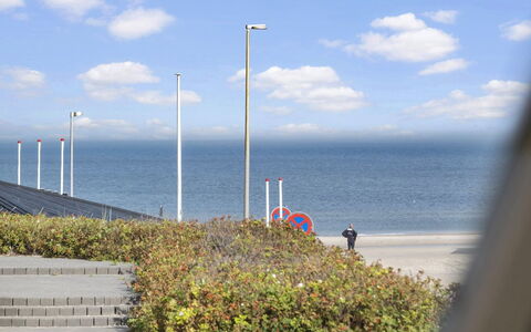 Edin - 100M from the Sea: Cielo, Blu, Orizzonte, Mare, Costa, Costiera E Morfologie Oceanic, Oceano, Nube, Riva, Spiaggia
