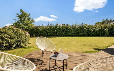 Anca - 450M from the Sea: Mobilia, Mobili Da Esterno, Sedia, Tavolo Esterno, Giardino, Shade, Cortile, Prato, Terrazza, Backyard
