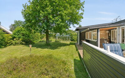 Antonina - 225M from the Sea