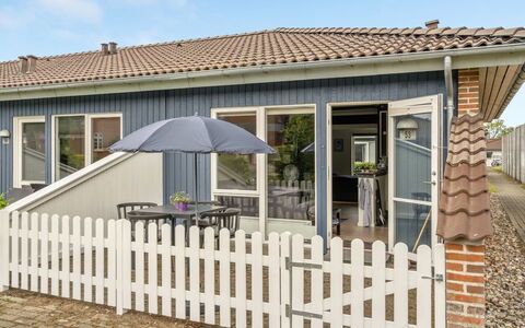 Ala - 80M from the Sea: Mobilia, Interior Design, Pavimentazione, Pavimento, Soffitto, Camera, Sedia, Tavolo, Appartamento, Cucina & Sala Da Pranzo Tavolo