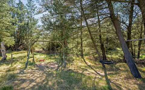 Augustine - 1.6Km from the Sea: Erba, Pascolo, Paesaggio, Ecoregione, Plain, Comunita 'Impianto, Lotto, Mobili Da Esterno, Prateria, Shrubland
