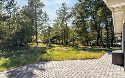Augustine - 1.6Km from the Sea