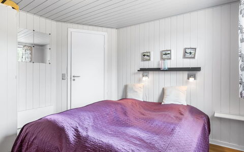 Nadia - 1.7Km from the Sea: Camera Da Letto, Interior Design, Letto, Pavimentazione, Soffitto, Pavimento, Lenzuolo, Bedding, Casa, Camera