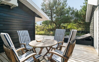 Solgunn - 900M from the Sea