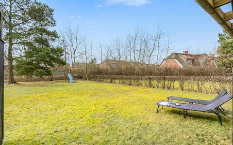 Ragnborg - 900M from the Sea: Erba, Lotto, Plain, Giardino, Area Rurale, Prato, Prato, Shade, Landscaping, Parco